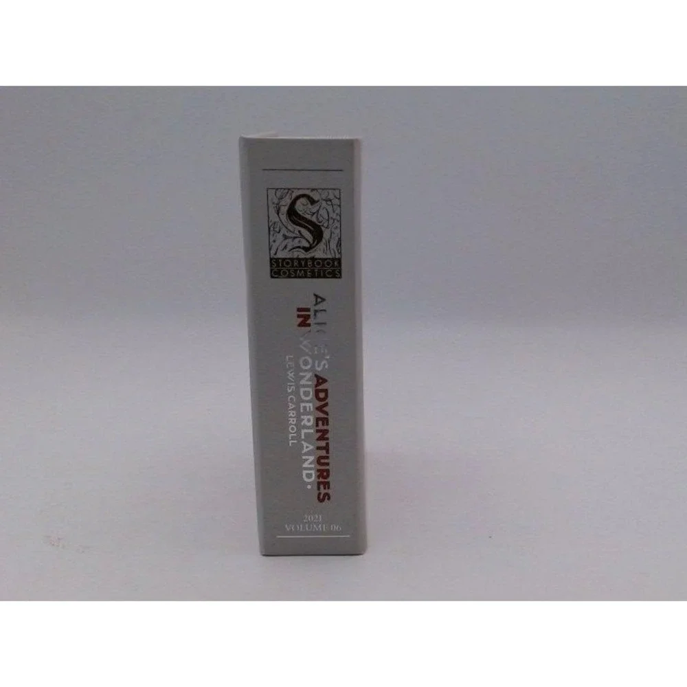 Storybook Cosmetics - Alice in Wonderland Eyeshadow & Lipstick Set, BRAND NEW